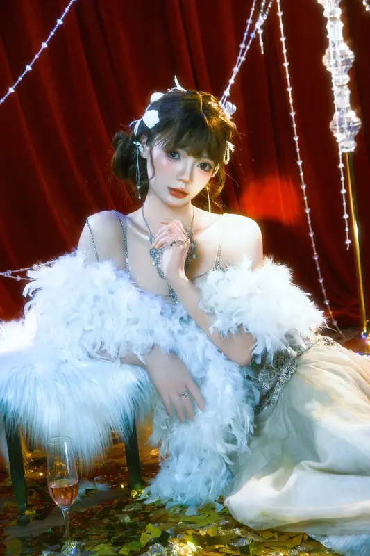 [YITUYU艺图语]2025.01.25 女明星的圣诞晚宴 宿命恋人 - 艺图语